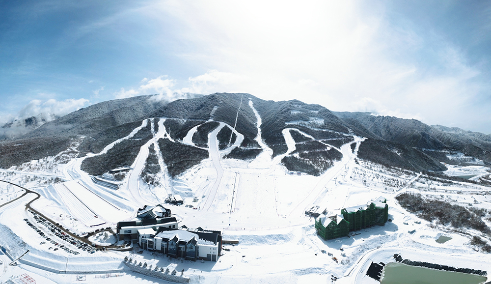 西安鳌山滑雪场