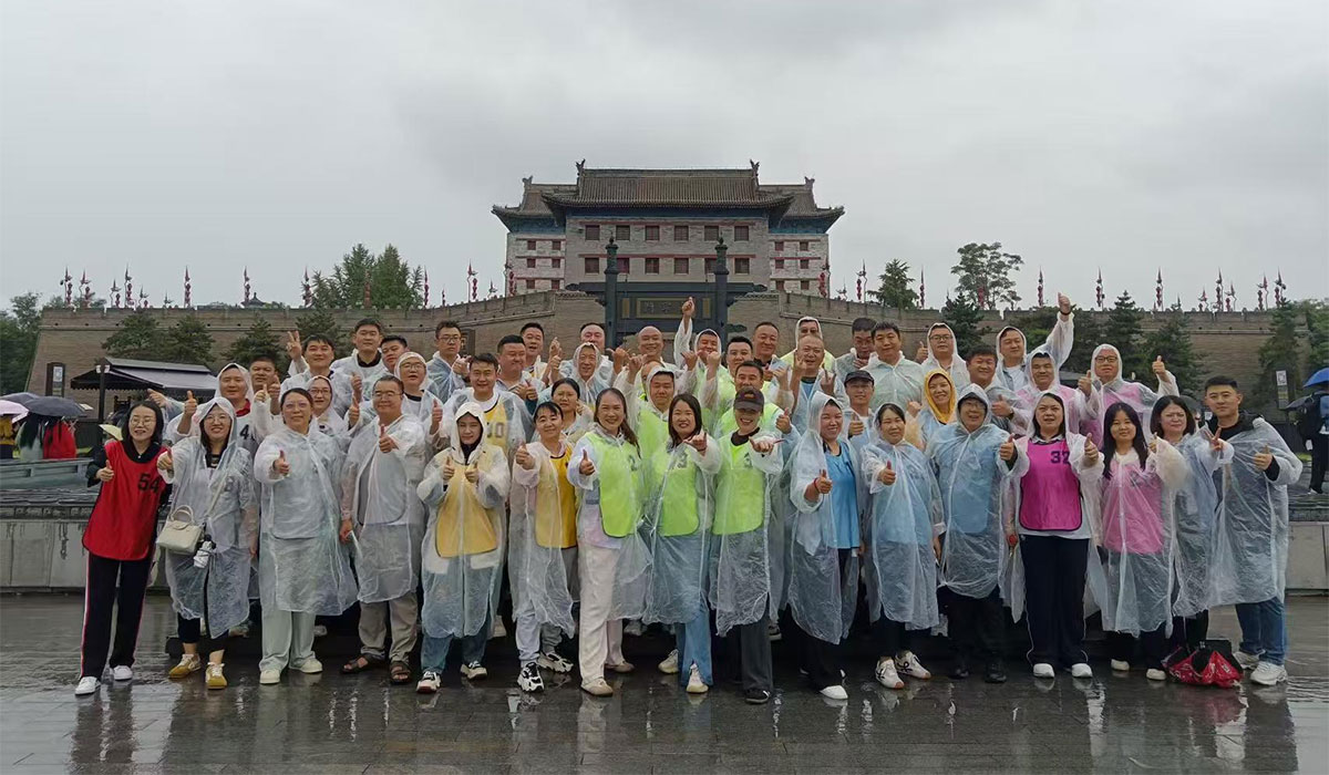 李锦记成都公司旅游团建西安接待