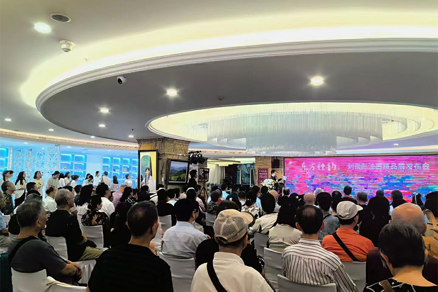 陕西首届明清文物瓷开幕式